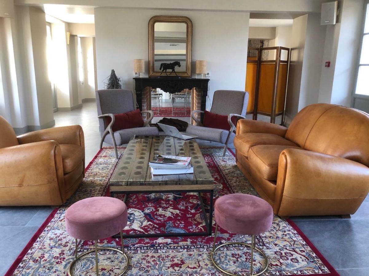 ル・プレシ・ルザルシュ Domaine Du Plessis Bed & Breakfast エクステリア 写真