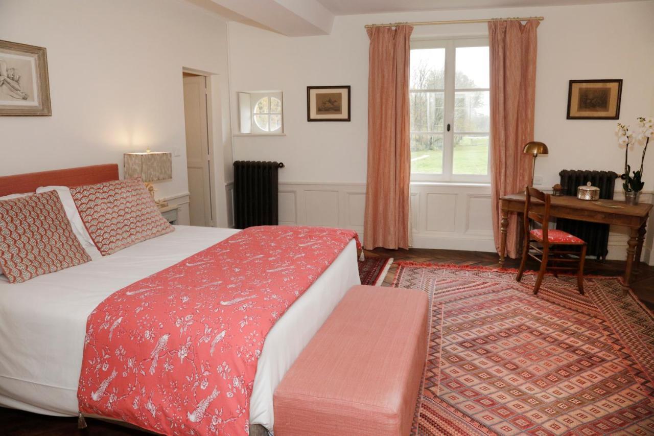 ル・プレシ・ルザルシュ Domaine Du Plessis Bed & Breakfast エクステリア 写真